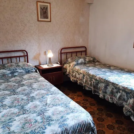 Colline Lucchesi Appartement *